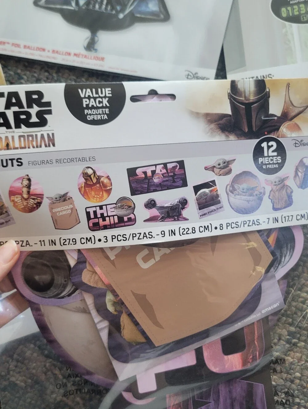 Star Wars Party Decorations Kit - Black, White, Purple, Green, Blue